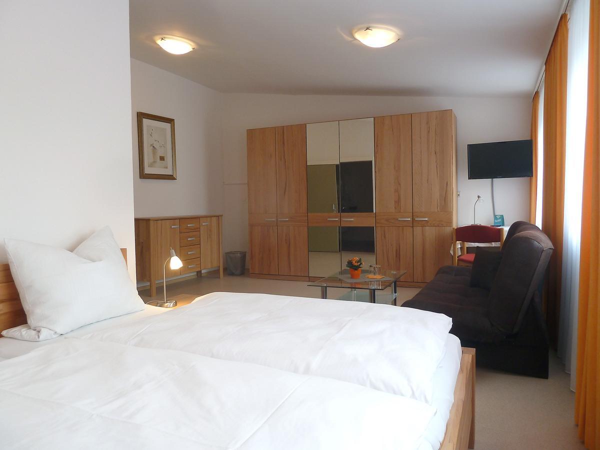 Garni Hotel Leitl Gmbh Eggenfelden Rom bilde